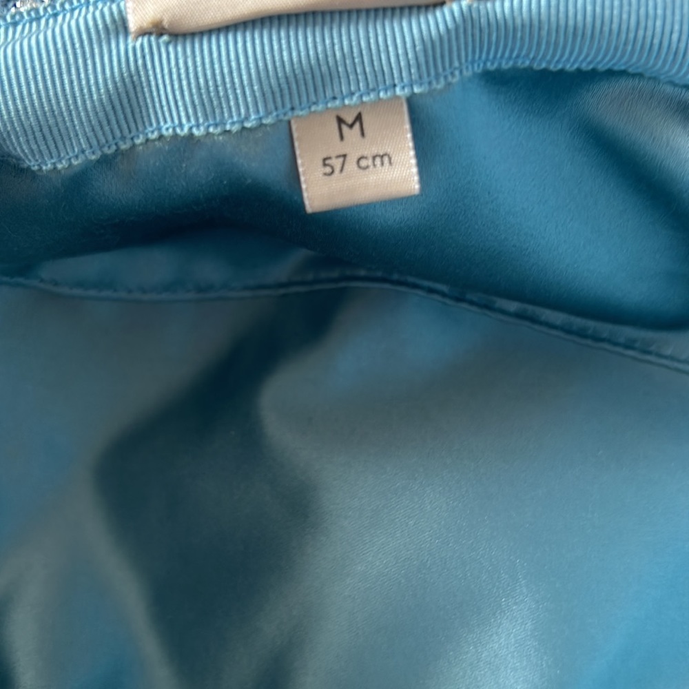 Gucci Blue Lame GG Bucket Medium size Hat - Picture 3 of 3